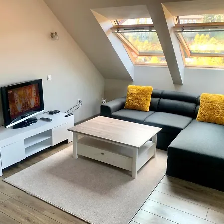 ,,адела”-апартамент за гости *